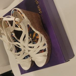 NIB Madden Girl wedge Sandals size 8.5